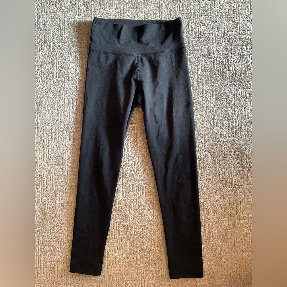 Aritzia The Group Babaton Leggings Black High Rise Ankle S EUC Athleisure Soft